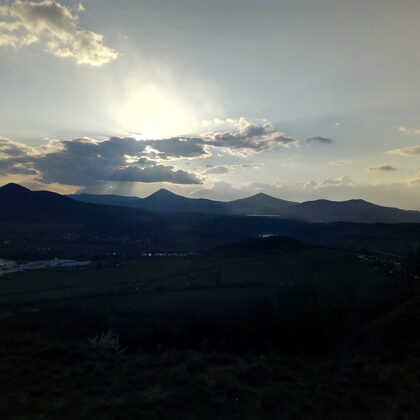 Výhled na České středohoří od Radobýlu